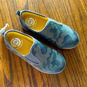 Livie and Luca boy’s washable sneakers